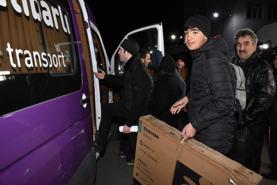 Another 106 IDPs leave for Fuzuli