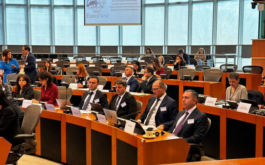 Avronest PA-da "Dağlıq Qarabağ münaqişəsi" ifadəsi məruzədən çıxarılıb