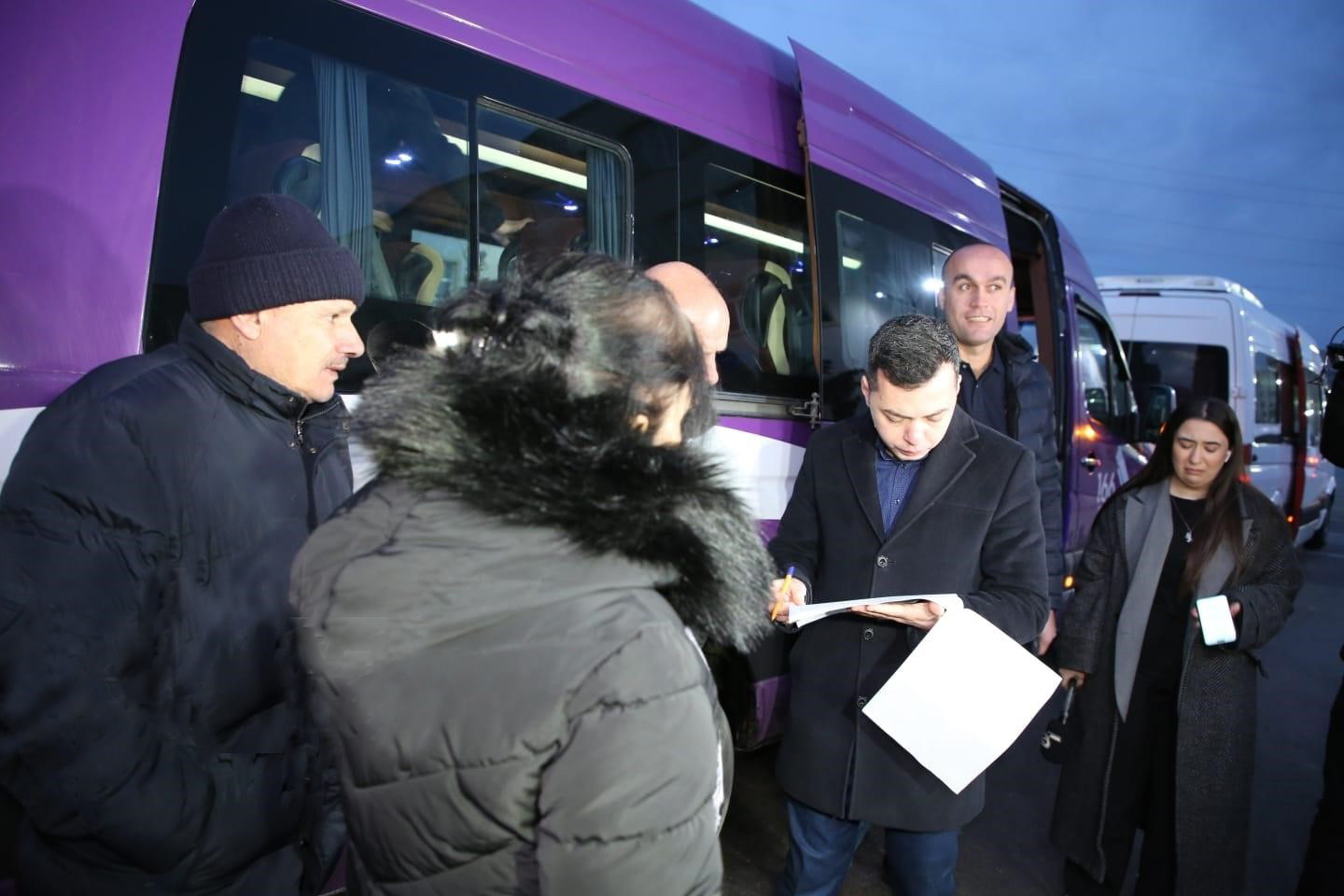 Очередная группа бывших вынужденных переселенцев выехала в родной Физули