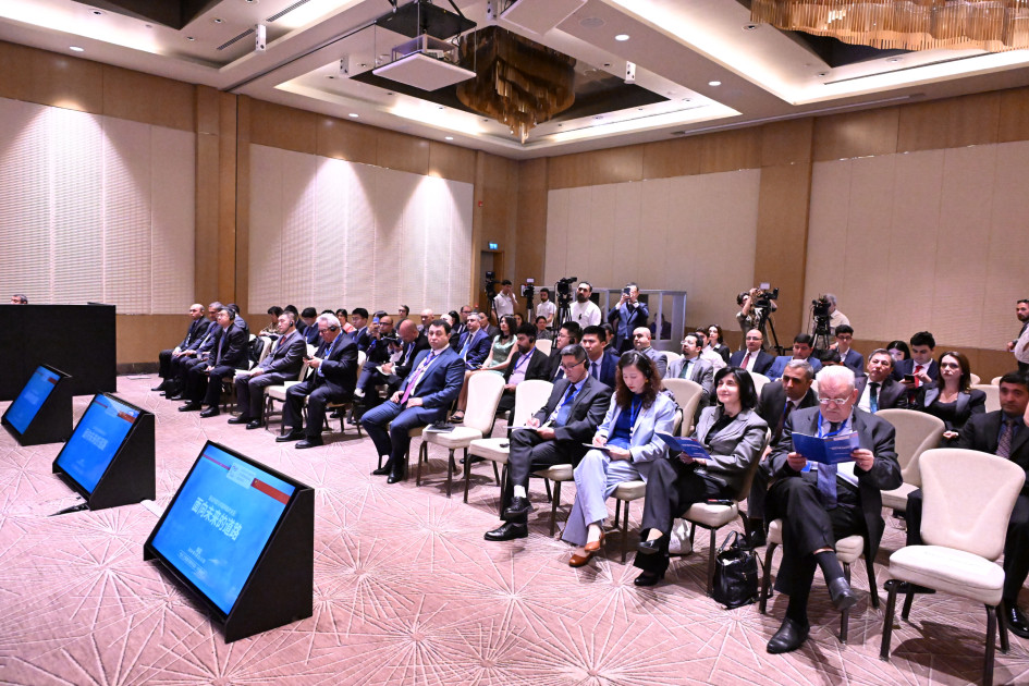 Bakıda Azərbaycan-Çin münasibətlərinə həsr olunmuş konfrans işə başlayıb