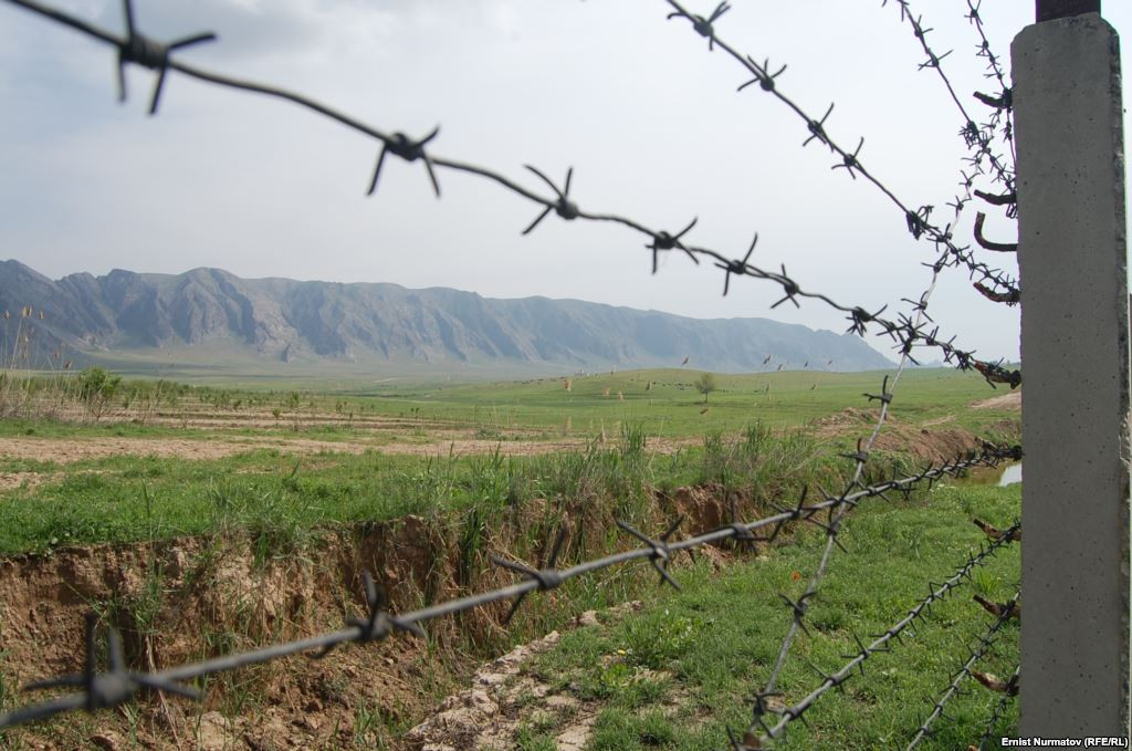 Azerbaijan, Armenia define 12.7-kilometer border line in Gazakh