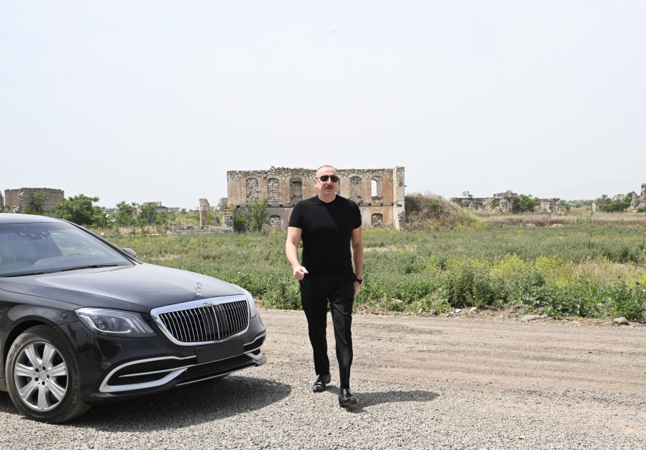 Заложен фундамент села Гюллюджа Агдамского района