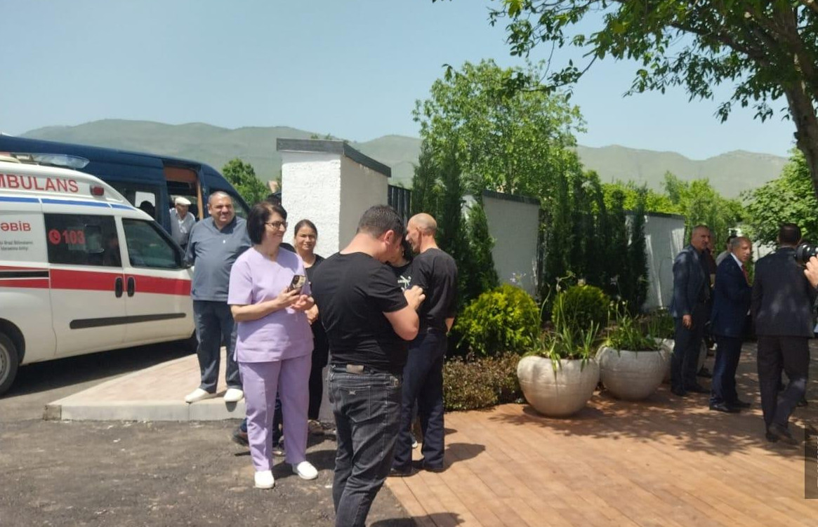 Köç karvanı Xocalıya çatıb, mənzillərin açarları sakinlərə təqdim edilib