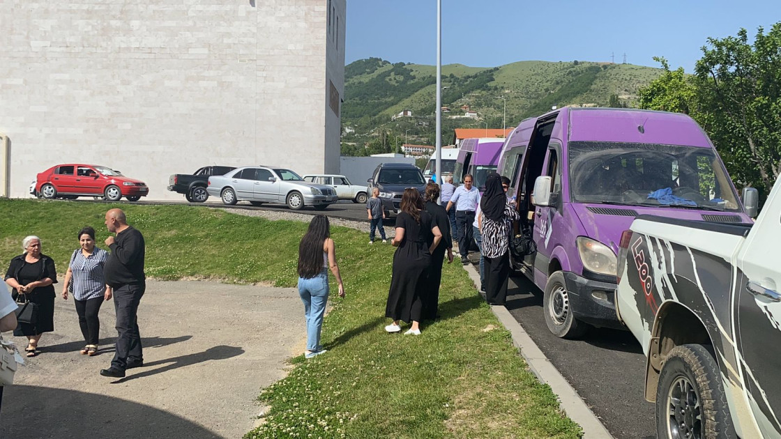 Növbəti köç karvanı Laçında