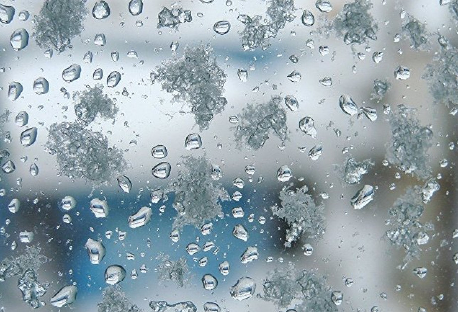 Bu gün yağış yağacaq, şimşək çaxacaq