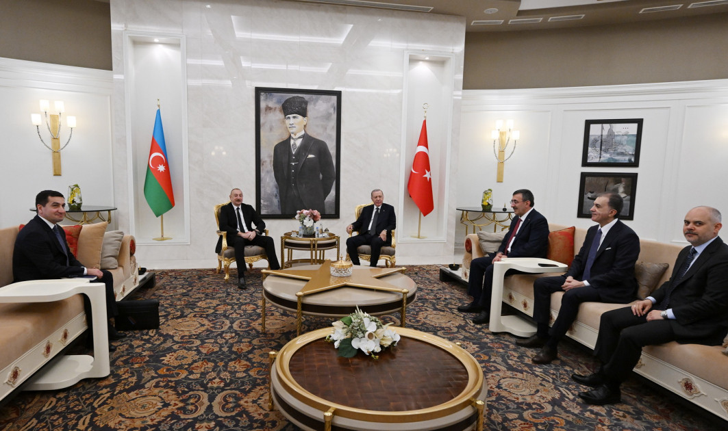 Azerbaijani and Turkish Presidents met at Ankara Esenboğa Airport