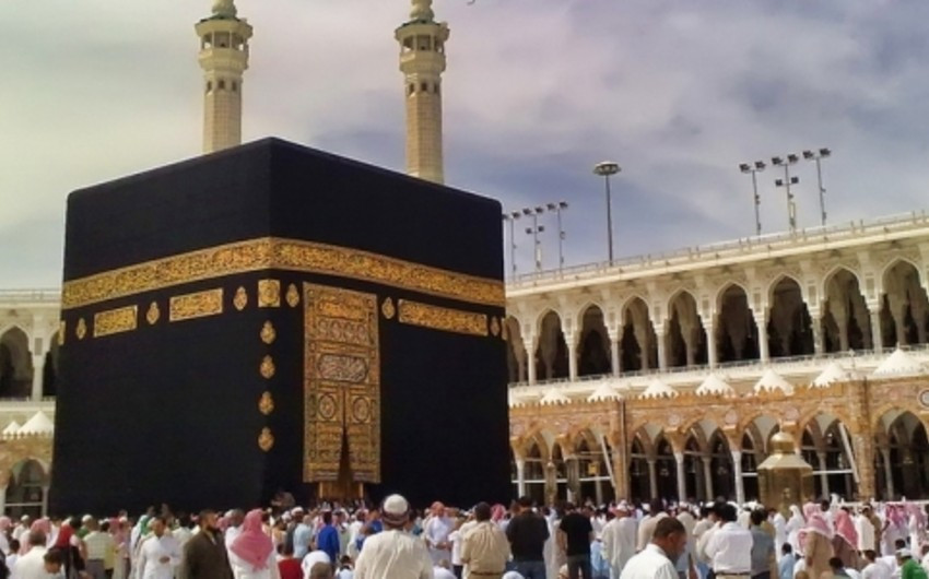 More than 1,300 people die during Hajj, many of them after walking in scorching heat