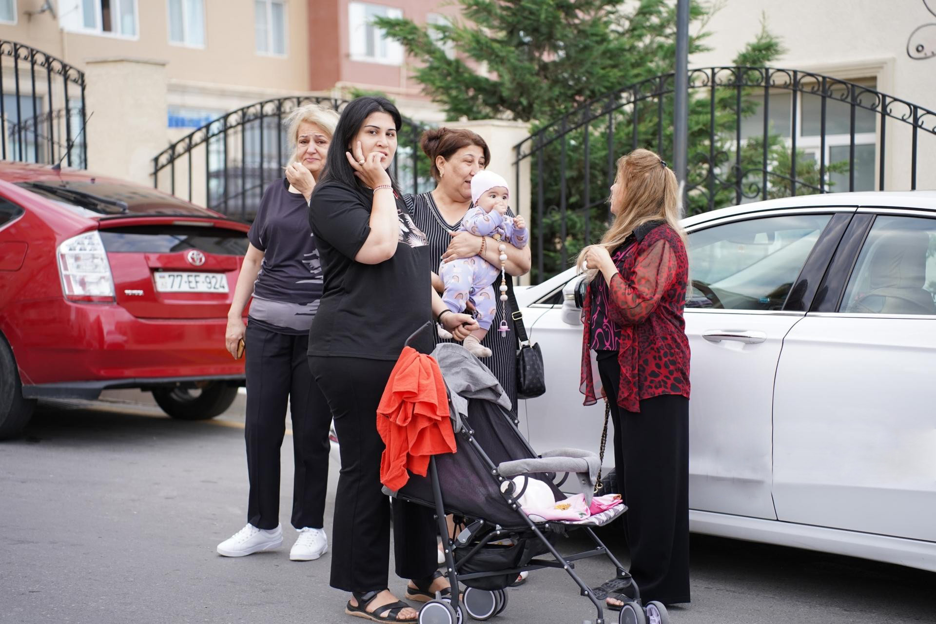 В город Лачын выехал очередной миграционный караван