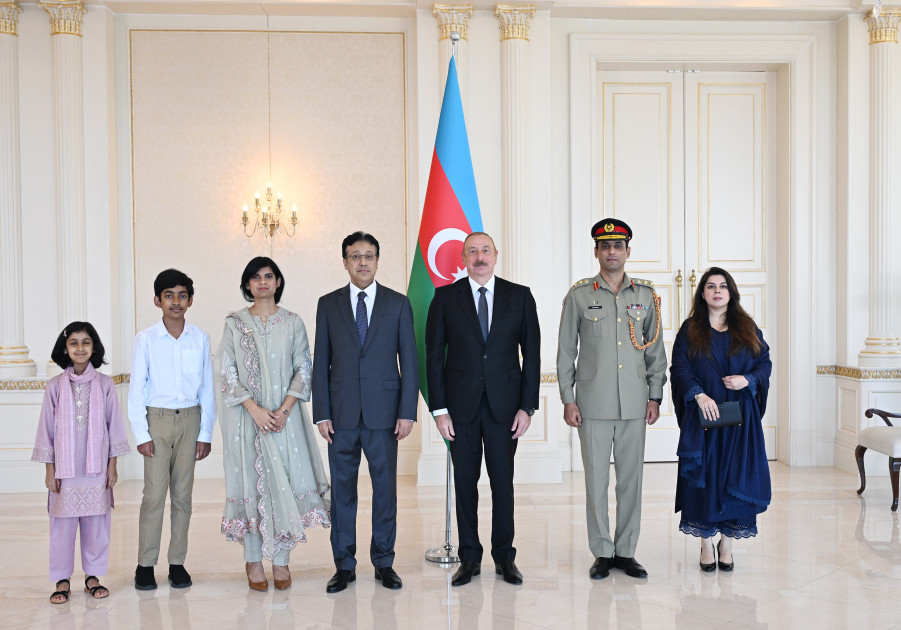 President Ilham Aliyev received credentials of incoming ambassador of Pakistan to Azerbaijan