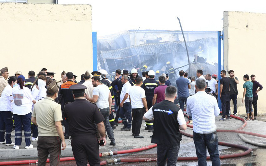 Bakıda boya sexində baş verən yanğın söndürülüb