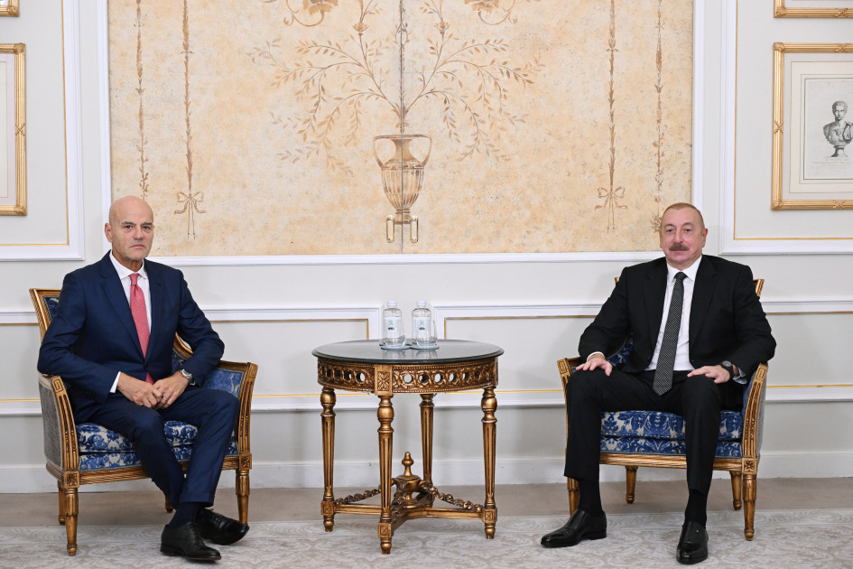 President Ilham Aliyev Meets with CEO of Italy’s Eni S.p.A