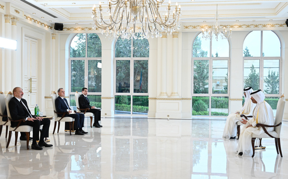 President Ilham Aliyev received credentials of incoming ambassador of Qatar