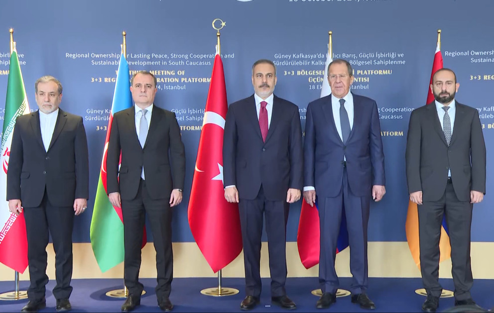 İstanbulda XİN rəhbərlərinin “3+3” formatında üçüncü görüşü keçirilir