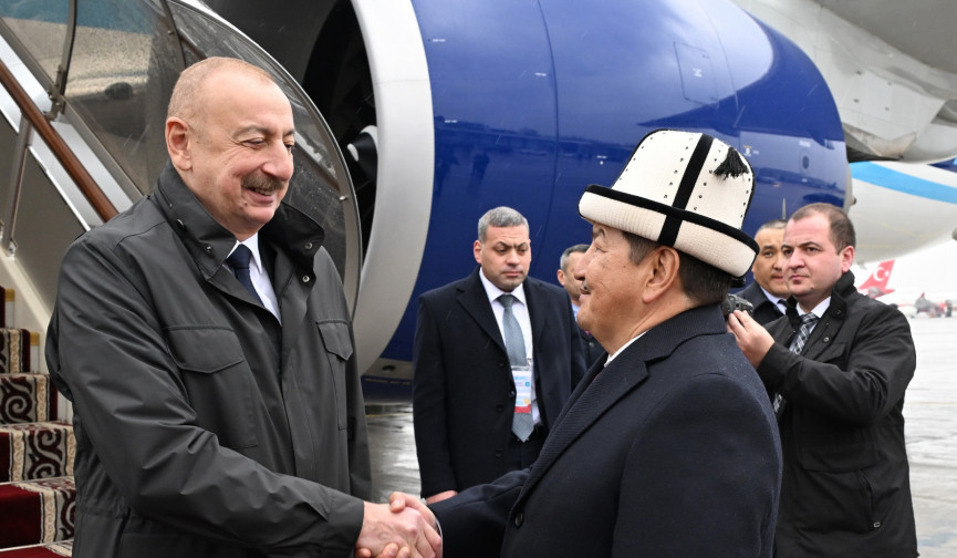 President Ilham Aliyev arrives in Kyrgyzstan