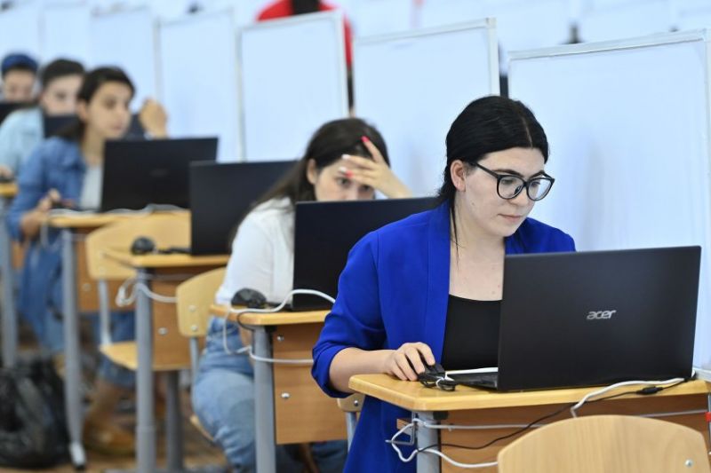 İyulun 14-dən etibarən müəllimlərin işə qəbulu üzrə test imtahanlarına başlanılacaq