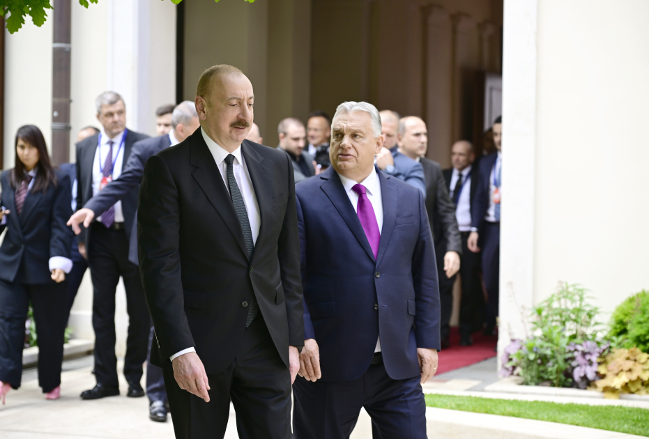 Budapeştdə Azərbaycan Prezidenti İlham Əliyevin Macarıstanın Baş naziri ilə məhdud tərkibdə görüşü olub