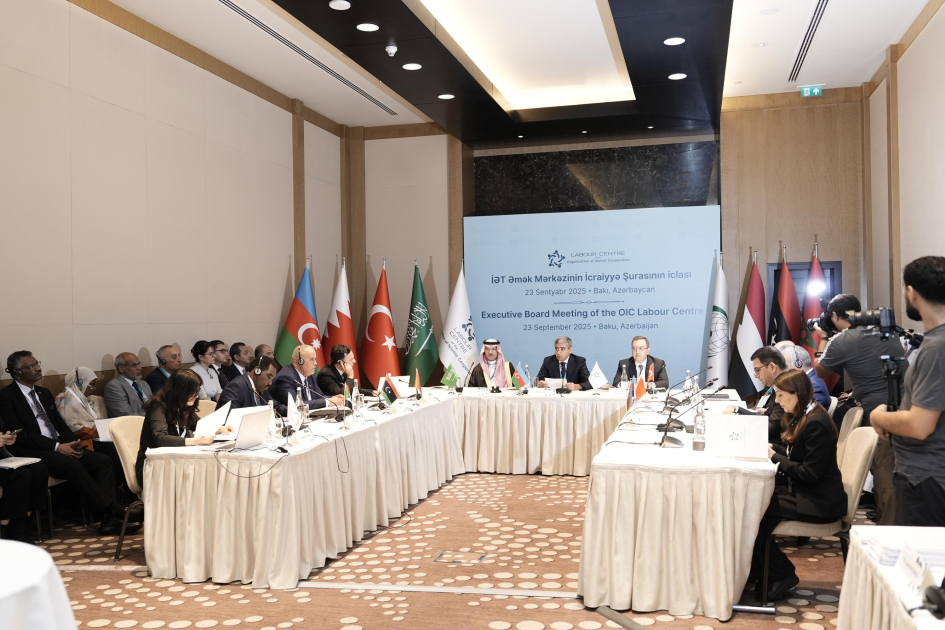 Bakıda İƏT-in Əmək Mərkəzinin İcraiyyə Şurasının iclası keçirilib