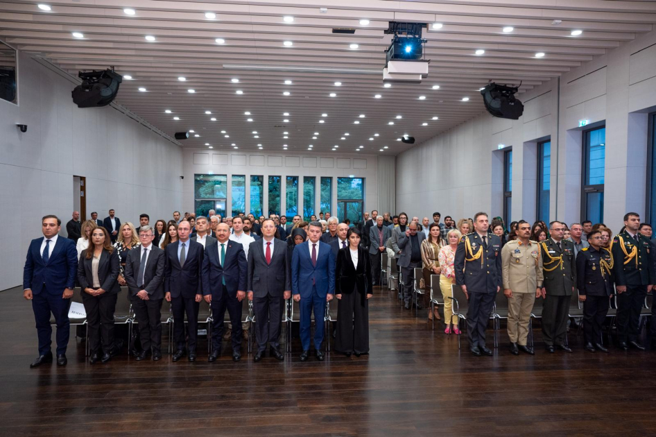 Berlində 27 Sentyabr - Anım Günü ilə əlaqədar tədbir keçirilib