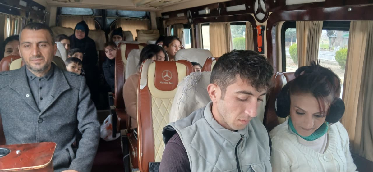 Ağdərənin Aşağı Oratağ, Heyvalı, Çapar və Çıldıran kəndlərinə növbəti köç karvanı yola salınıb