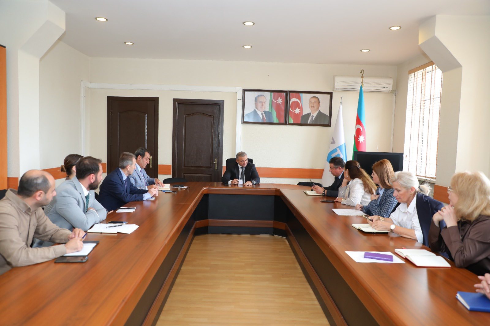 İctimai Şuranın növbəti iclası keçirilib