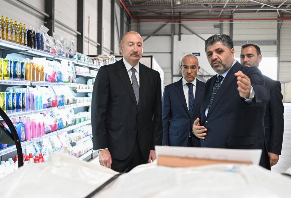 Prezident İlham Əliyev Qaradağ rayonunda kağız və gigiyenik məhsulların istehsalı müəssisəsinin açılışında iştirak edib