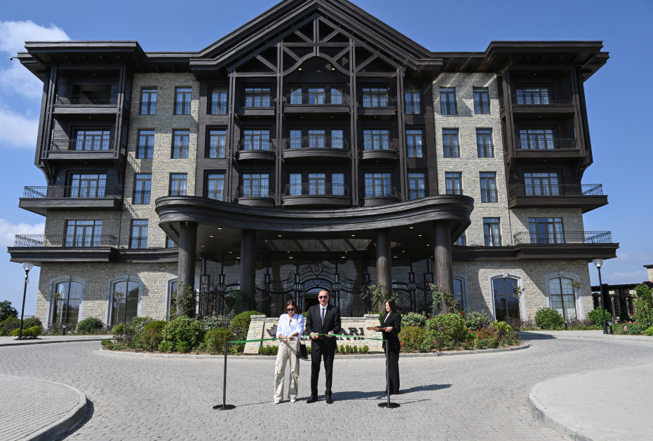 Prezident İlham Əliyev Şamaxıda “Meysari Grand Hotel & SPA” kompleksinin açılışında iştirak edib