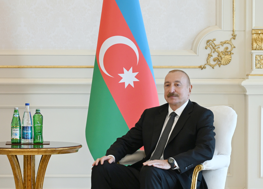 Prezident İlham Əliyevin Laos Prezidenti ilə təkbətək görüşü olub