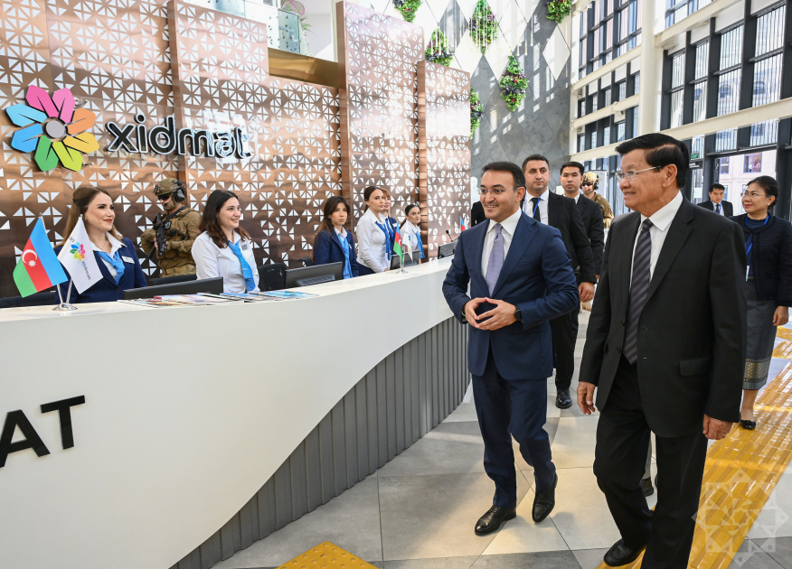 Laos Prezidenti “ASAN xidmət” mərkəzinin fəaliyyəti ilə tanış olub