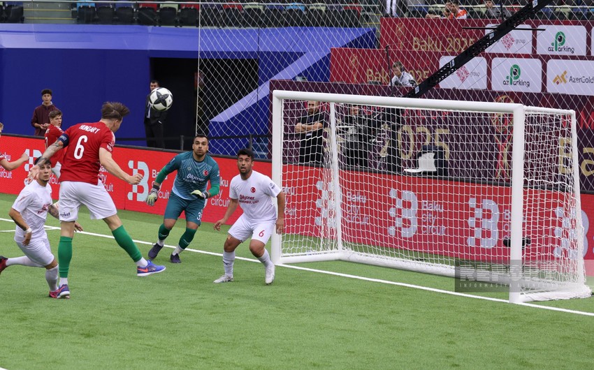 Türkiyə yığması Bakıdakı dünya çempionatına heç-heçə ilə start verib