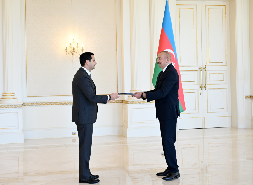President Ilham Aliyev received credentials of Slovakia’s newly appointed ambassador