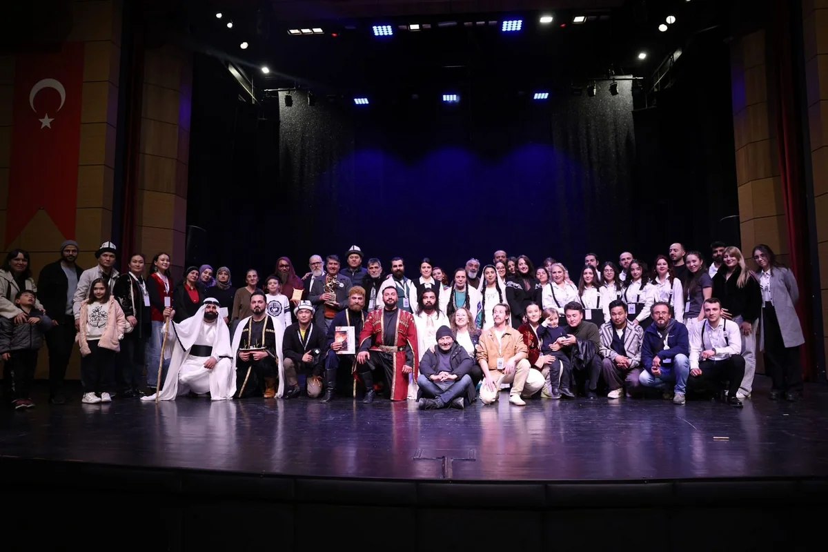 Naxçıvan Dövlət Milli Dram Teatrı beynəlxalq festivalda çıxış edib
