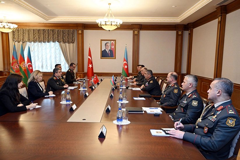 Azərbaycan-Türkiyə hərbi əməkdaşlığı, yeni perspektivlər və regional təhlükəsizlik müzakirə edilib