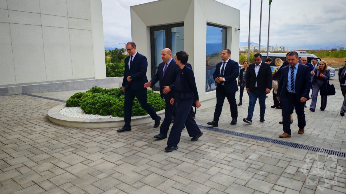 Avropa İttifaqının Genişlənmə üzrə komissarı Marta Kos Ağdama gəlib