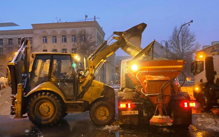 Qarla əlaqədar kommunal xidmətlər gücləndirilmiş iş rejimində fəaliyyət göstərir